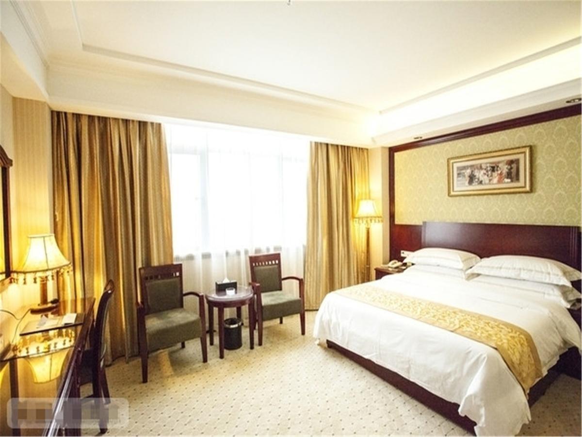 Vienna Hotel Hebei Zhuozhou High Speed Train Station Екстер'єр фото