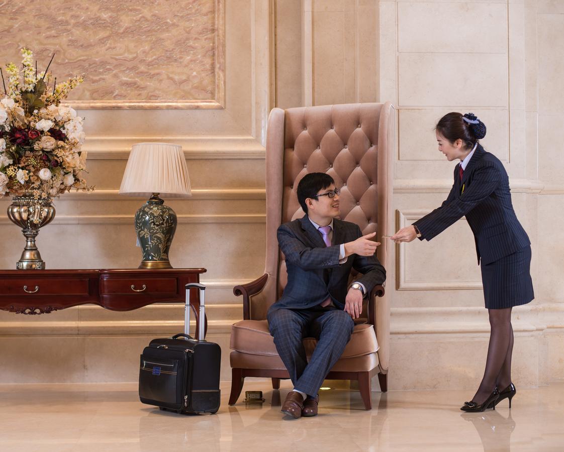 Vienna Hotel Hebei Zhuozhou High Speed Train Station Екстер'єр фото